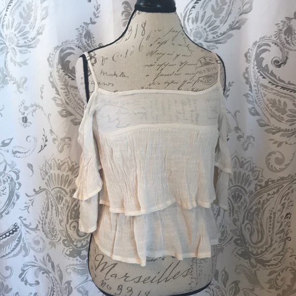 unknown | Tops | Cold Shoulder Summer Ruffle Top | Poshmark